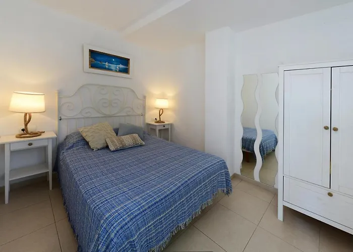 Duplex Luminoso En El Centro De Cadaques